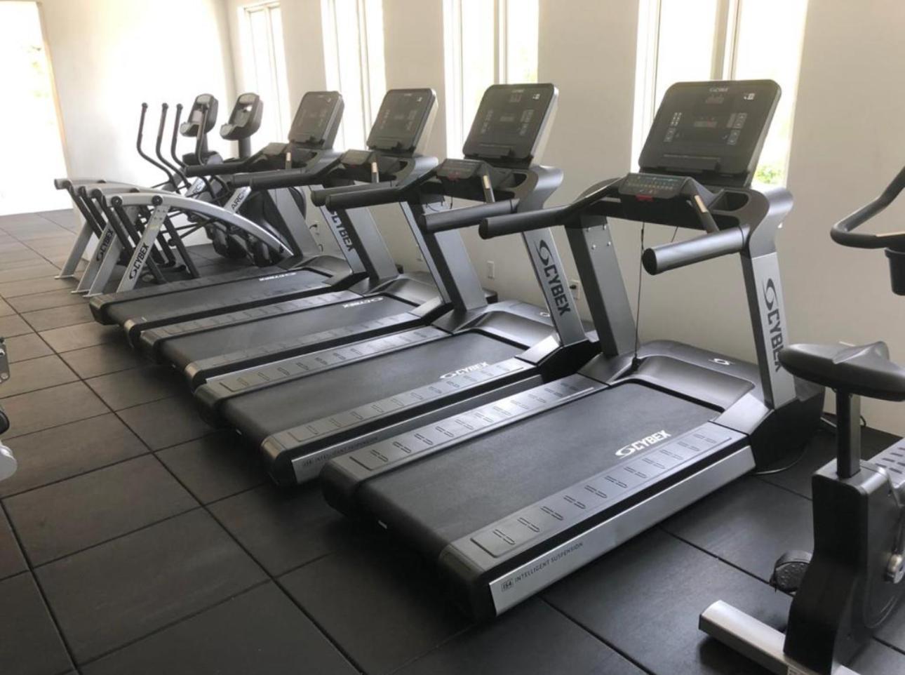 Westmoreland Hills - Mount Standfast - St James - Full Gym Membership Saint James Kültér fotó